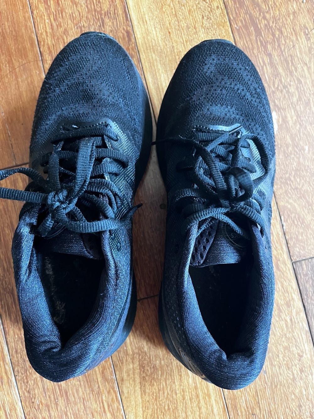 ASICS Gel Nimbus 23 Womens 7.5 Triple Black Running Shoes Sneakers 1012A885